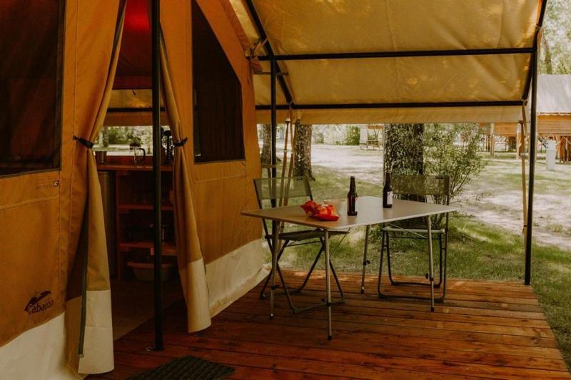 Camping Onlycamp Les Deux Rives Lannion Exteriér fotografie
